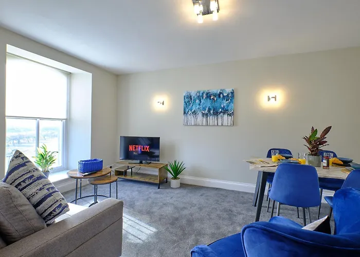 York Place Suites