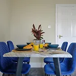 York Place Suites